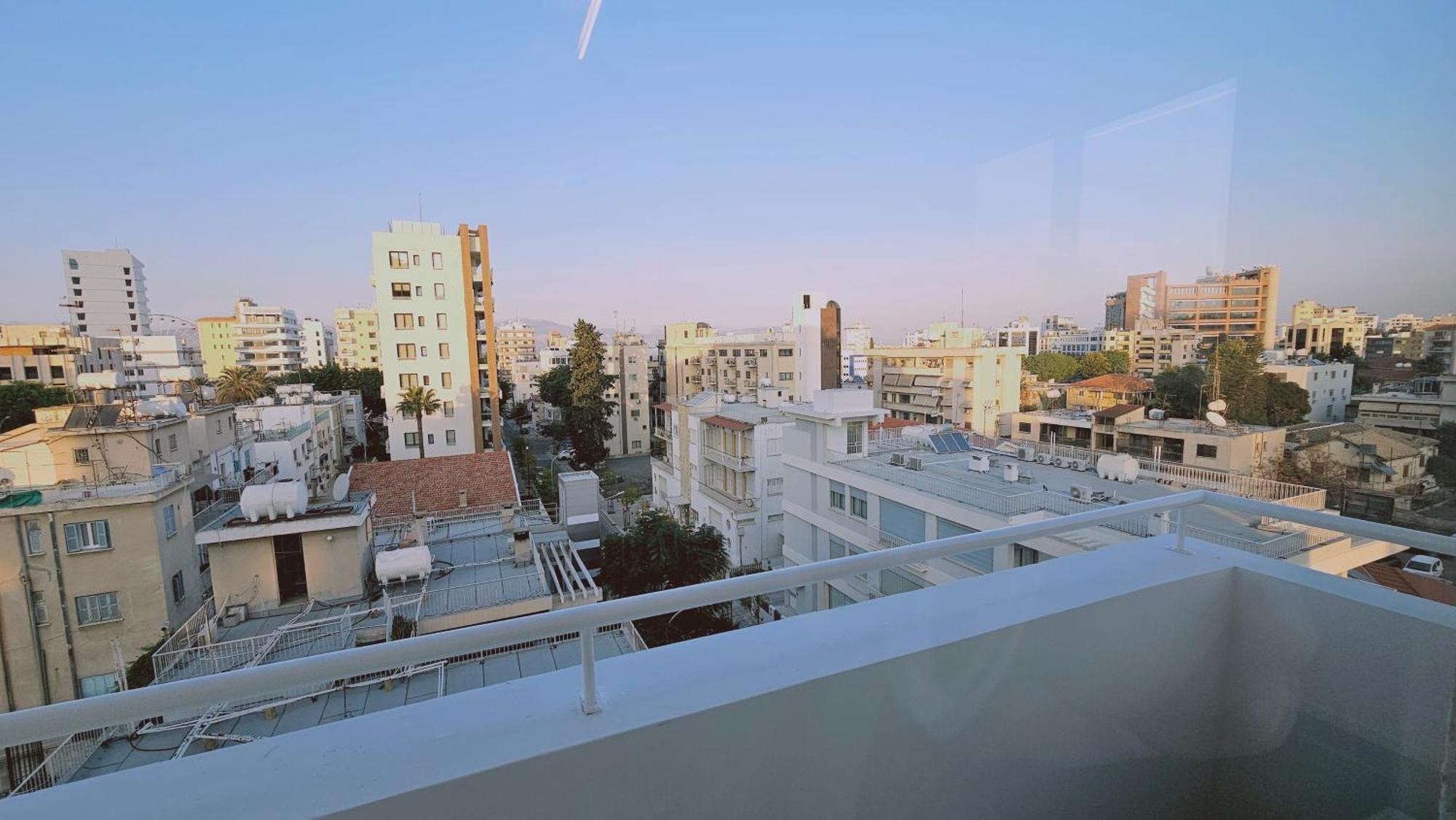 Stay Cosmo City Suites Nicosia Eksteriør billede
