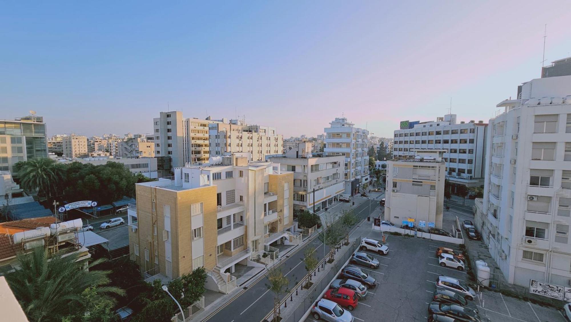 Stay Cosmo City Suites Nicosia Eksteriør billede