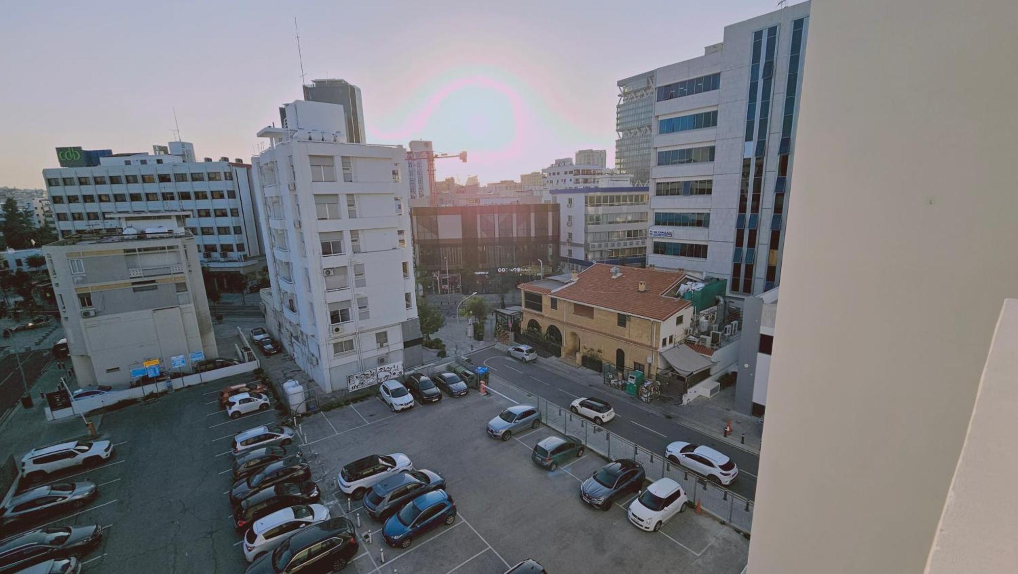 Stay Cosmo City Suites Nicosia Eksteriør billede