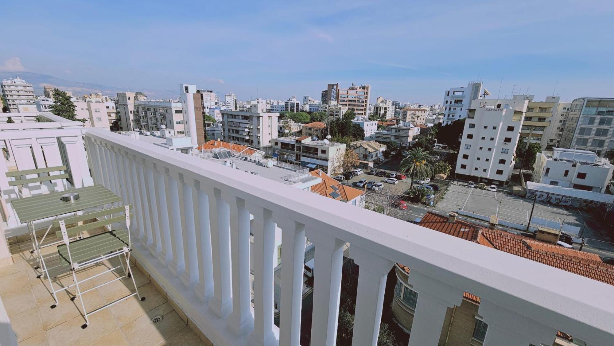 Stay Cosmo City Suites Nicosia Eksteriør billede